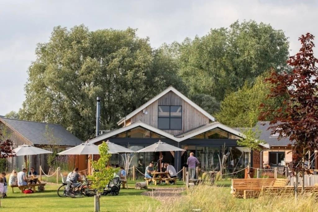 Roseberry Cottage - Lower Mill Estate Somerford Keynes Eksteriør billede